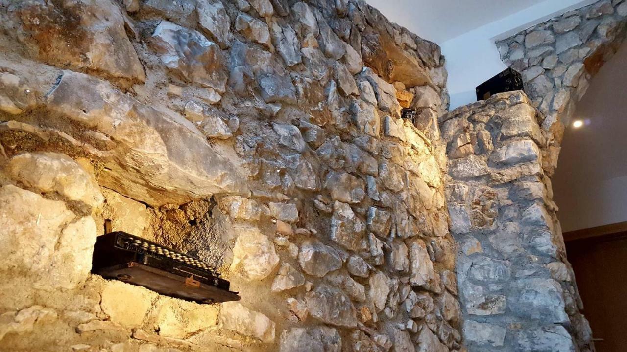 Beach House Bassi Rijeka Exterior photo